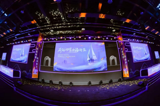 载入史册 载入史册