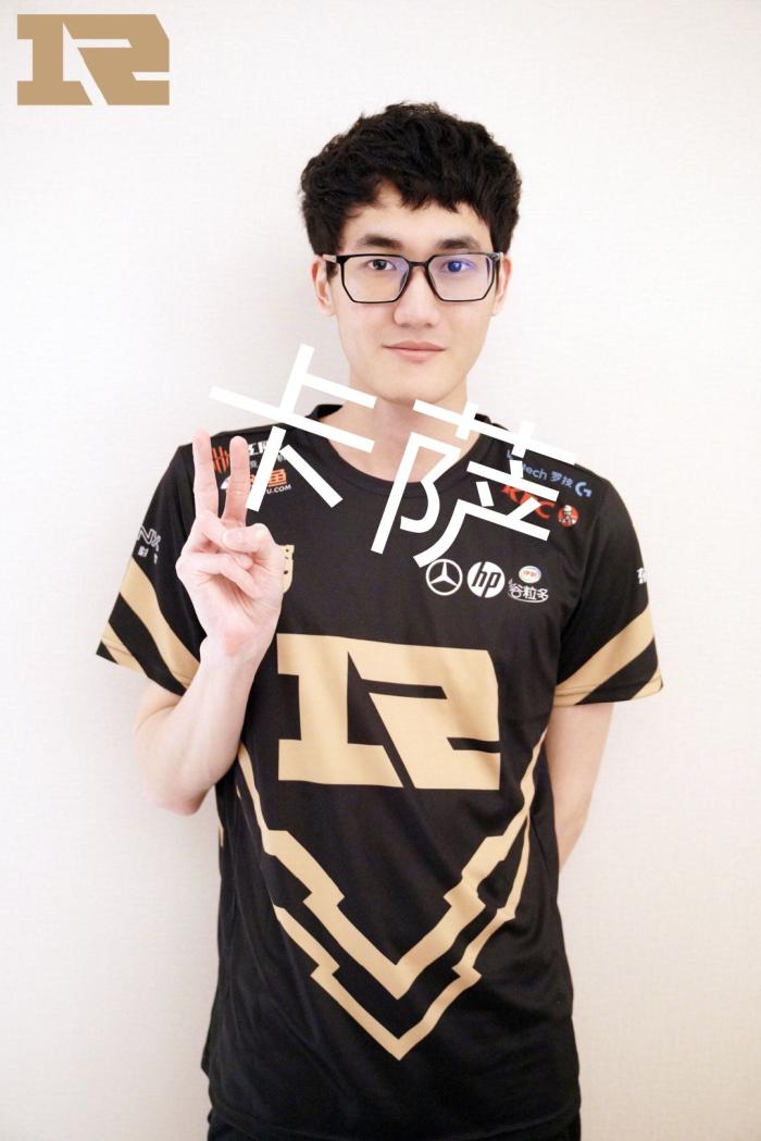 我们展示了 我们展示了